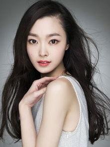 吕亚萍个人资料,才华横溢的艺术家与教育者