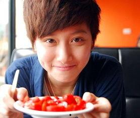 郑靓歆背景,从平凡女孩到璀璨明星的蜕变之路