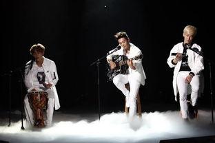 uniq娱乐节目,明星互动新风尚，笑料百出欢乐无限